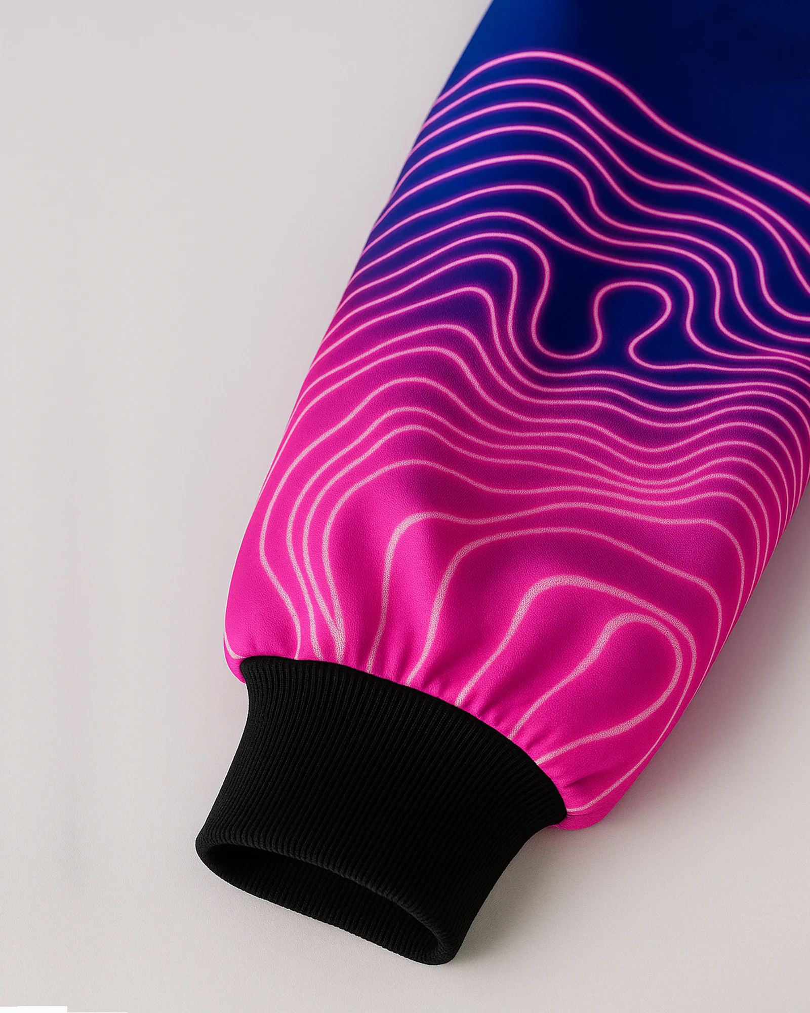 Detail of the printed sleeve and black cuff
